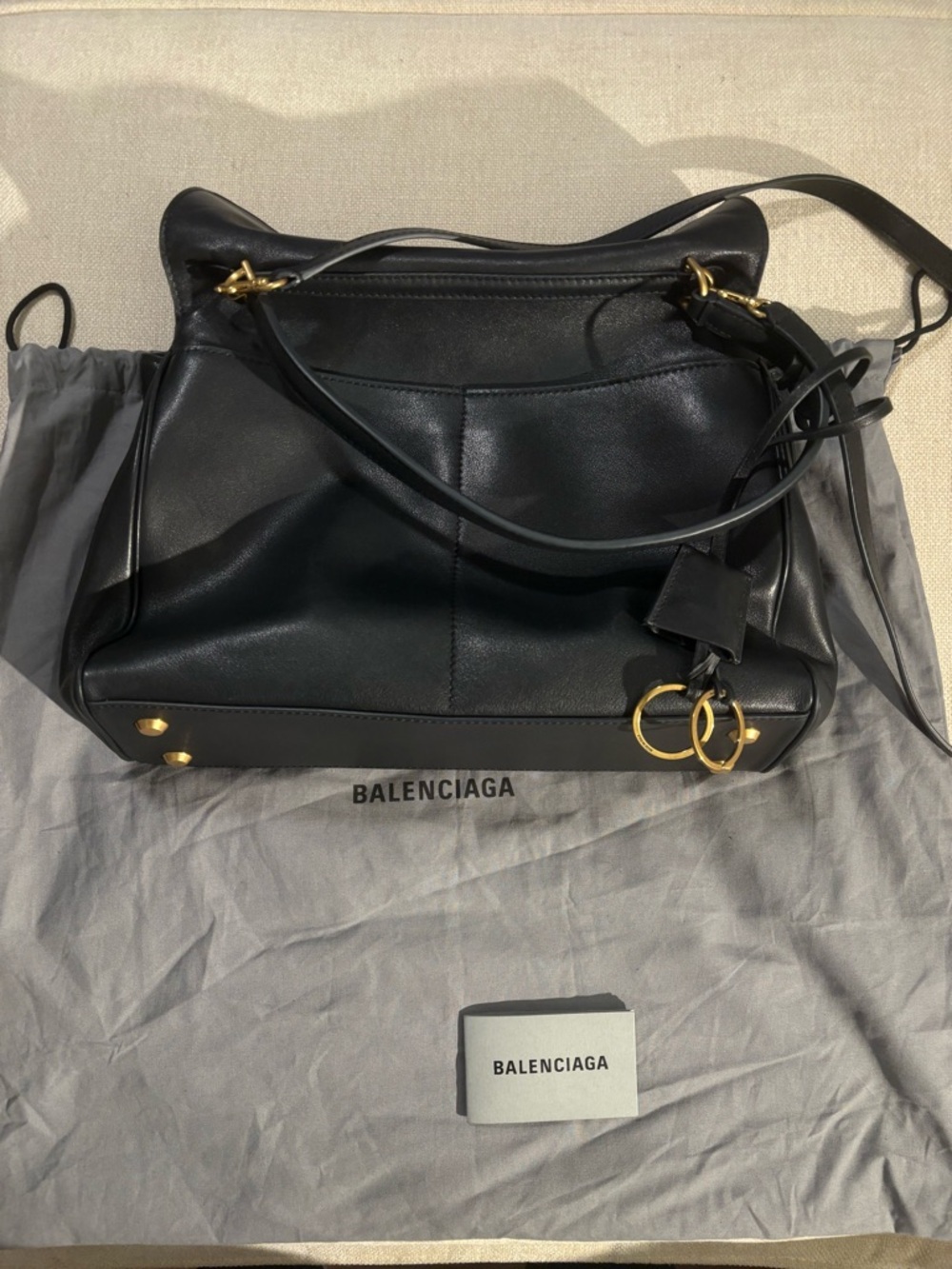Balenciaga Black Leather Shoulder Bag with Gold Hardware - Picture 4 of 9